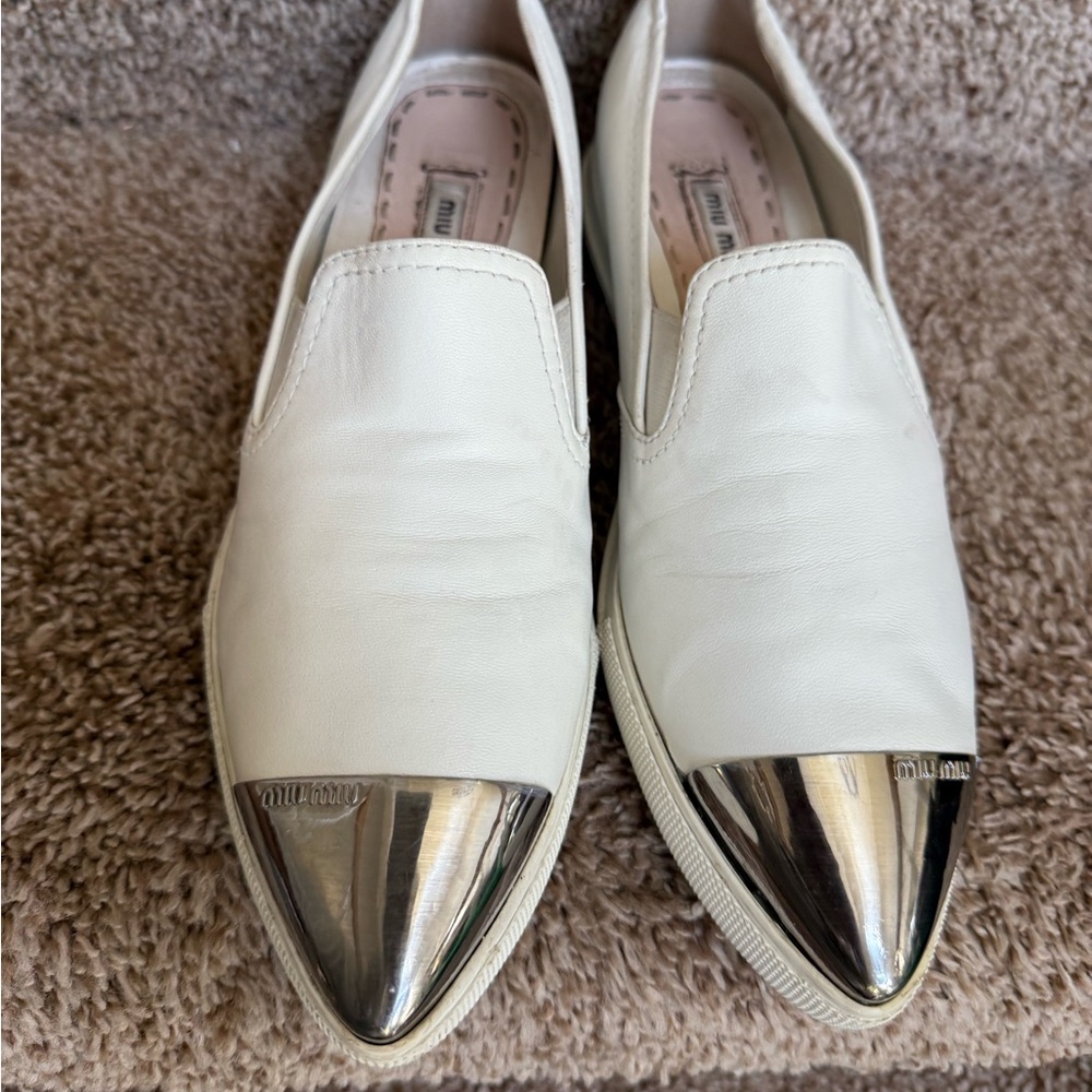 Miu Miu Cream Slip-On Flats with Silver Tips - Picture 2 of 16